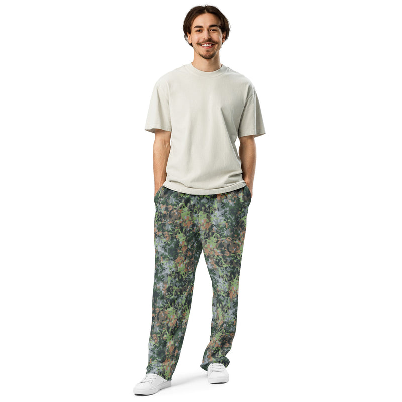 Fractal Dutch Woodland CAMO Unisex Wide-Leg Joggers