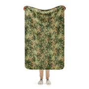 Fractal Dutch Multi-Terrain CAMO Sherpa Blanket - 37″×57″