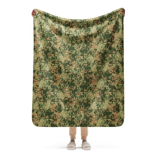 Fractal Dutch Multi-Terrain CAMO Sherpa Blanket - 50″×60″
