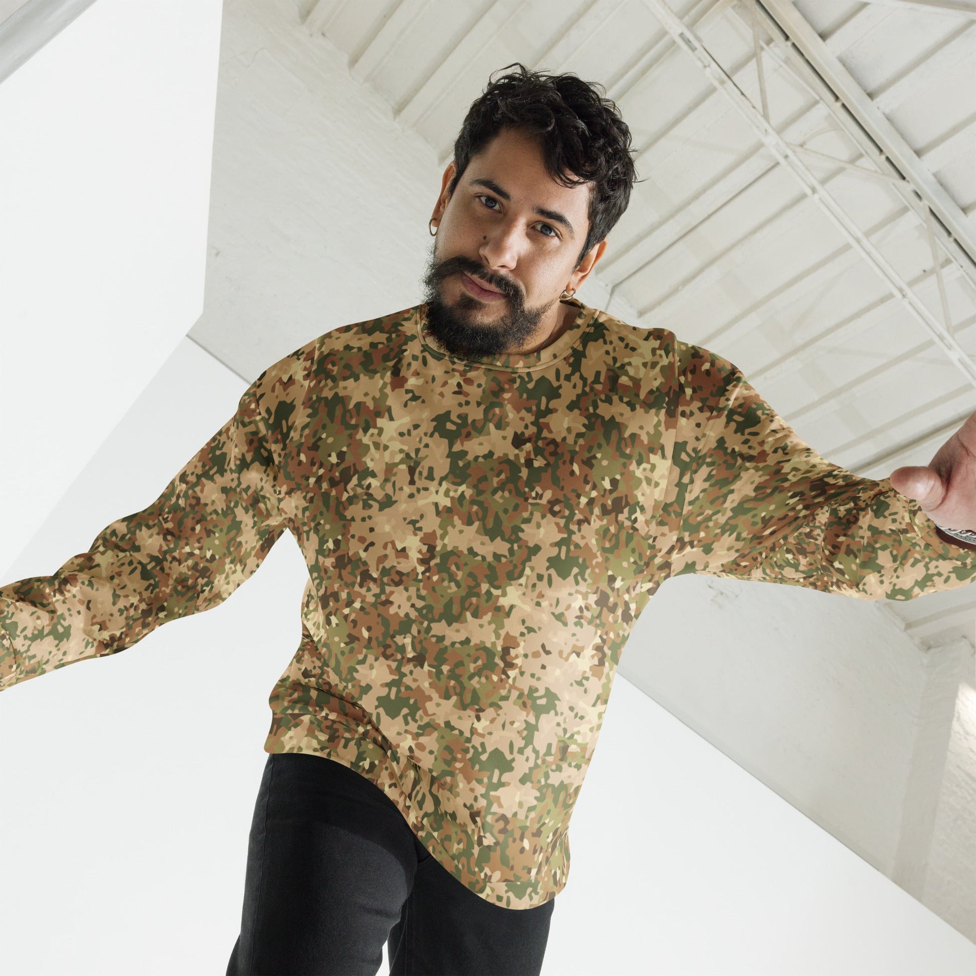 Dutch Fractal Tan CAMO Unisex Sweatshirt - Sweatshirts