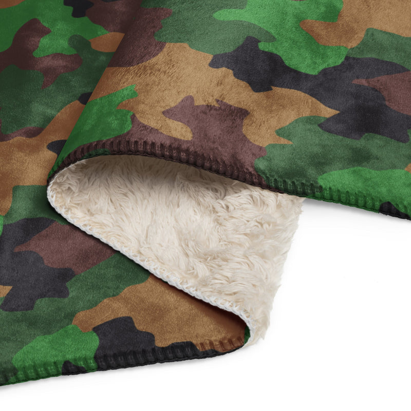 Jungle Dutch CAMO Sherpa Blanket
