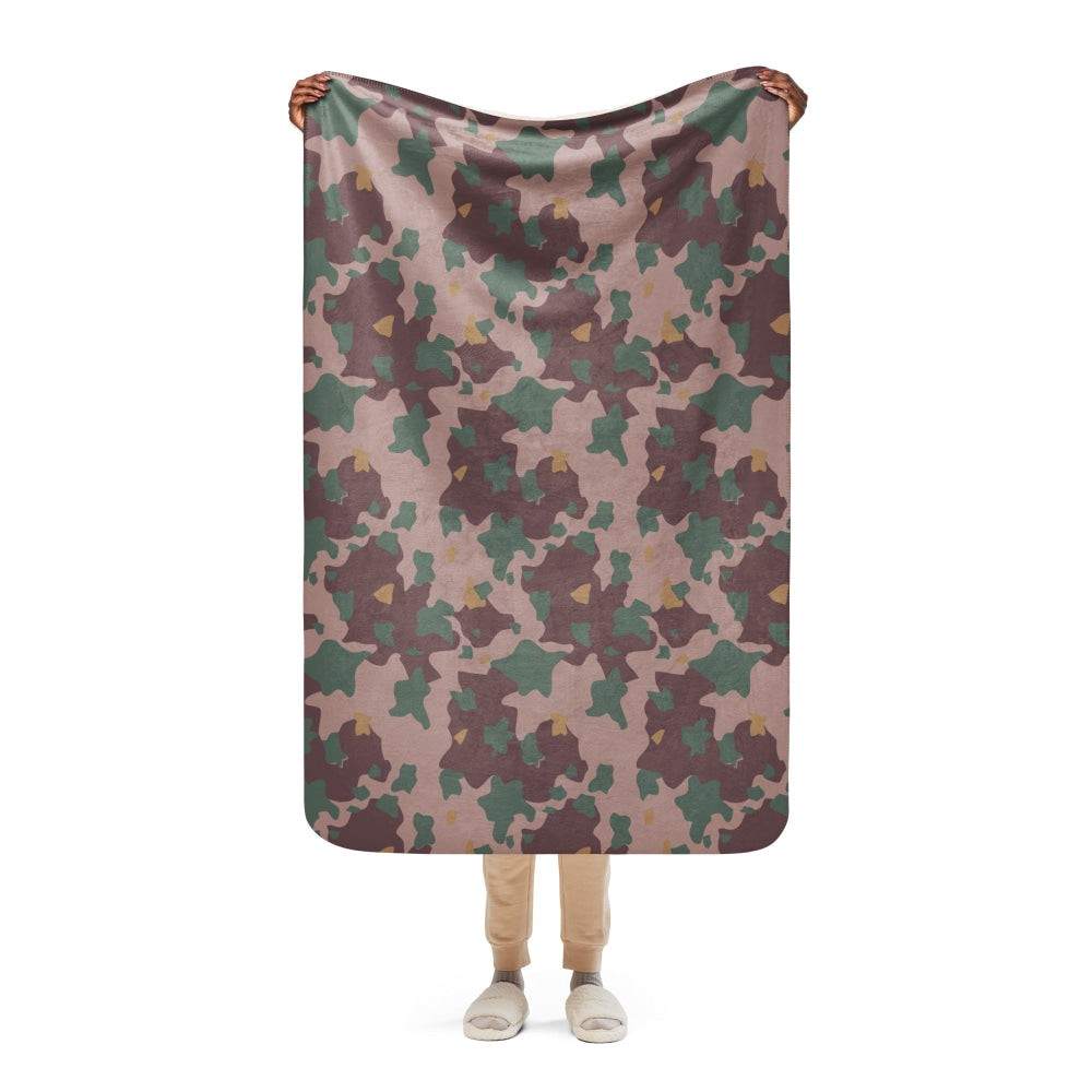 Dutch Korps Speciale Troepen CAMO Sherpa blanket - 37″×57″ - Blanket