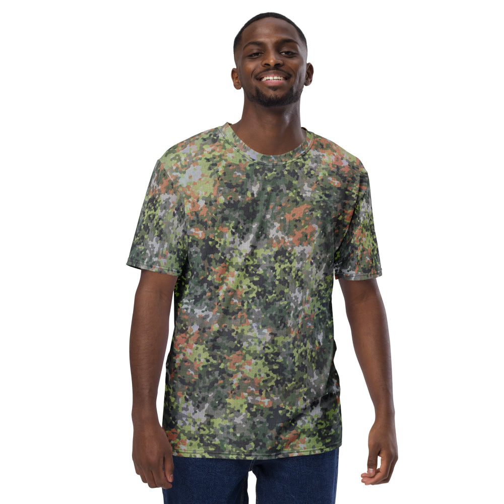 Dutch Netherlands Fractal Pattern (NFP) Green CAMO Men’s T-shirt - Mens T-Shirt