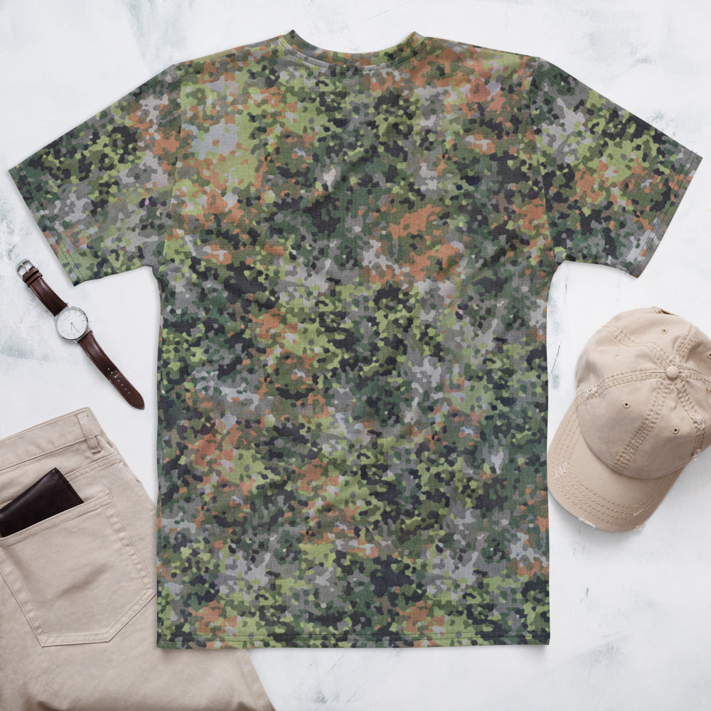 Dutch Netherlands Fractal Pattern (NFP) Green CAMO Men’s T-shirt - Mens T-Shirt