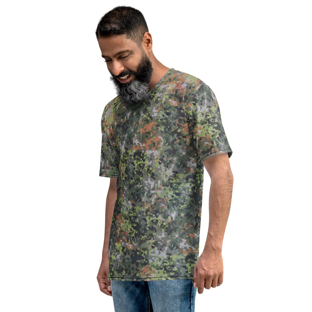 Dutch Netherlands Fractal Pattern (NFP) Green CAMO Men’s T-shirt - Mens T-Shirt