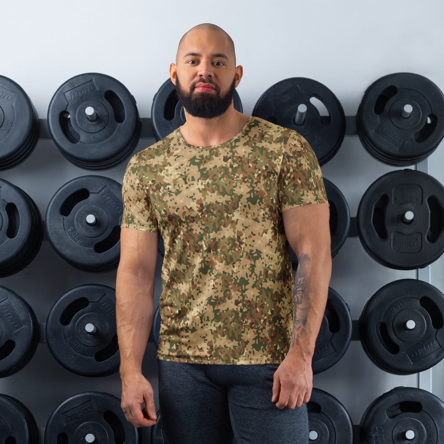 Dutch Fractal Tan CAMO Mens Athletic T-shirt - XS - T-Shirts