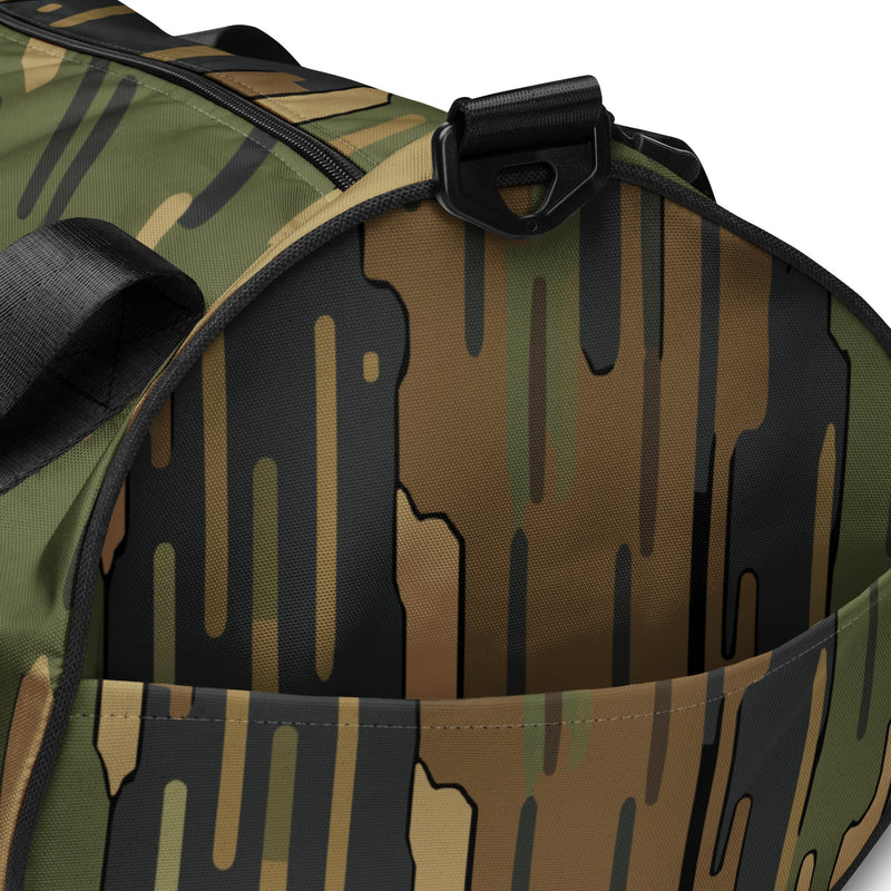 Eagle’s Dare Rainline Vanguard CAMO Gym Bag