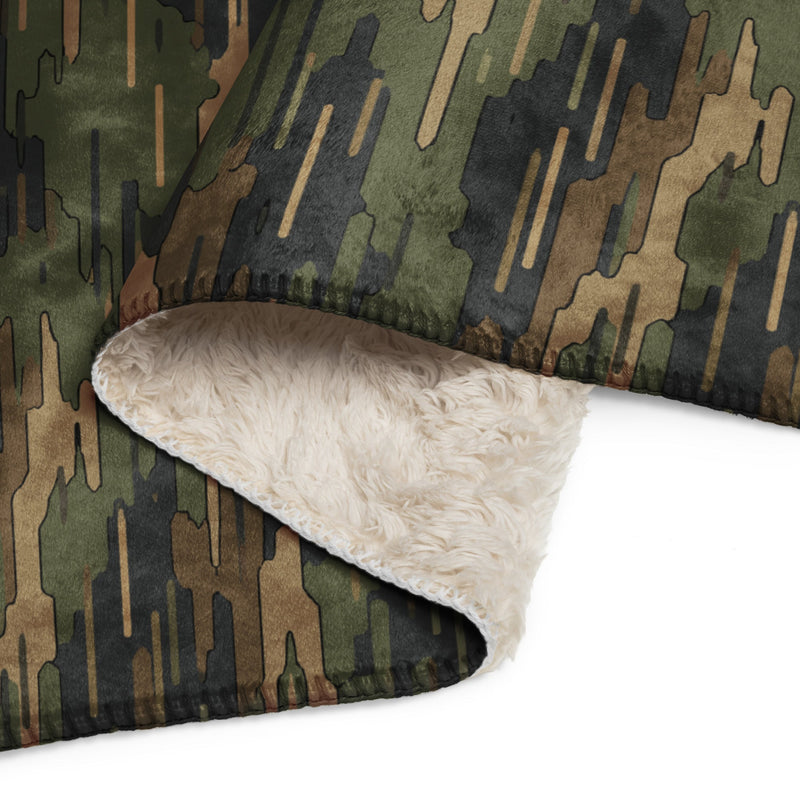 Eagle’s Dare Rainline Vanguard CAMO Sherpa Blanket