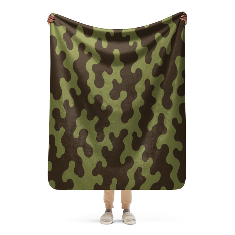Eastern Bloc Amoeba Woodland Heritage CAMO Sherpa Blanket - 50″×60″