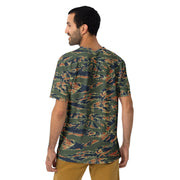 Tiger Stripe Volcanic Ember CAMO Mens T-Shirt