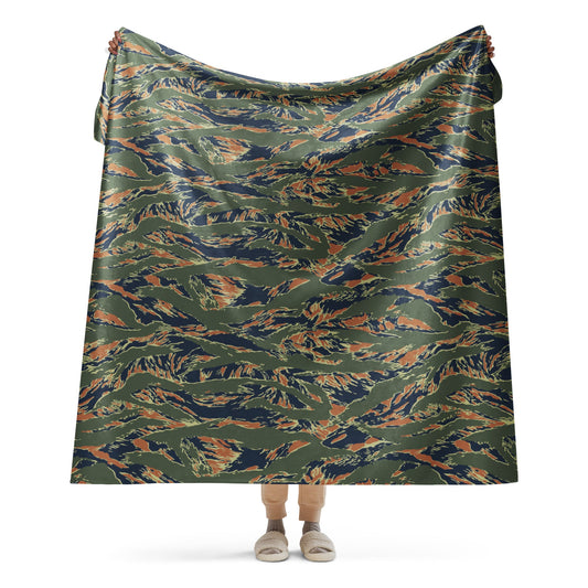 Equador Tiger Stripe Orange CAMO Sherpa Blanket - 60″×80″
