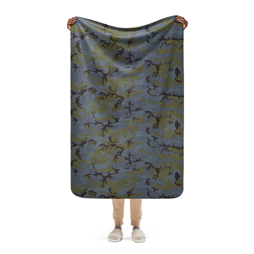 ERDL Black Forest CAMO Sherpa Blanket - 37″×57″