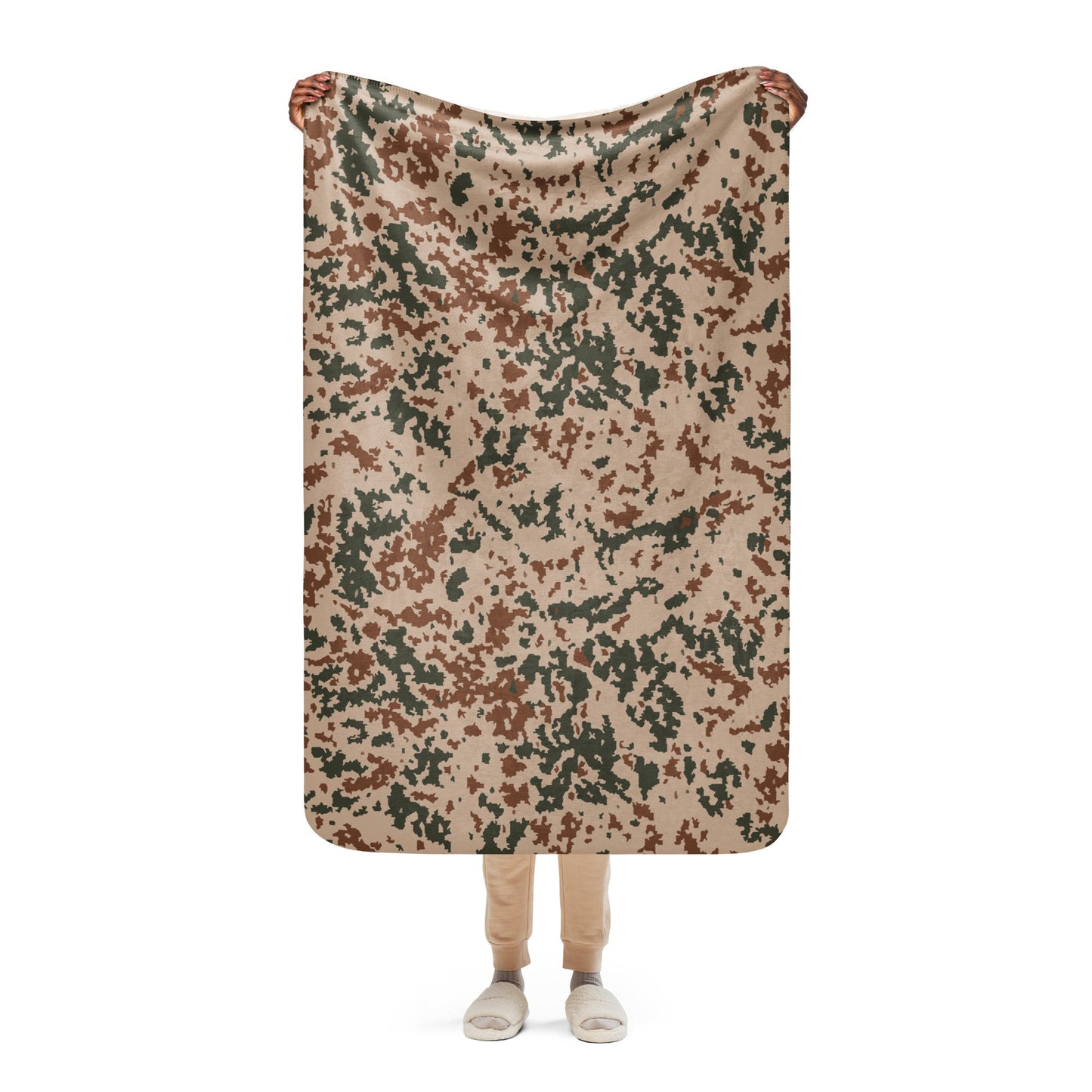 Finnish Hellepuku Desert CAMO Sherpa blanket - 37″×57″ - Blanket