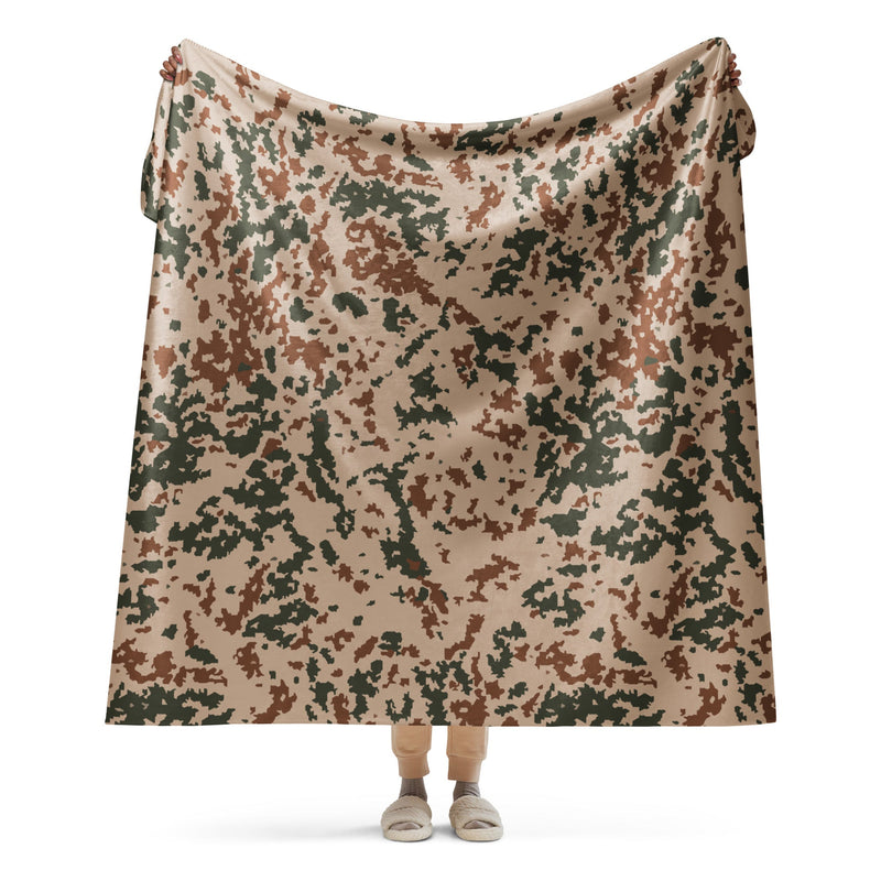 Hellepuku Desert CAMO Sherpa Blanket - 60″×80″