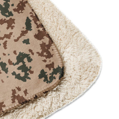 Finnish Hellepuku Desert CAMO Sherpa blanket - Blanket