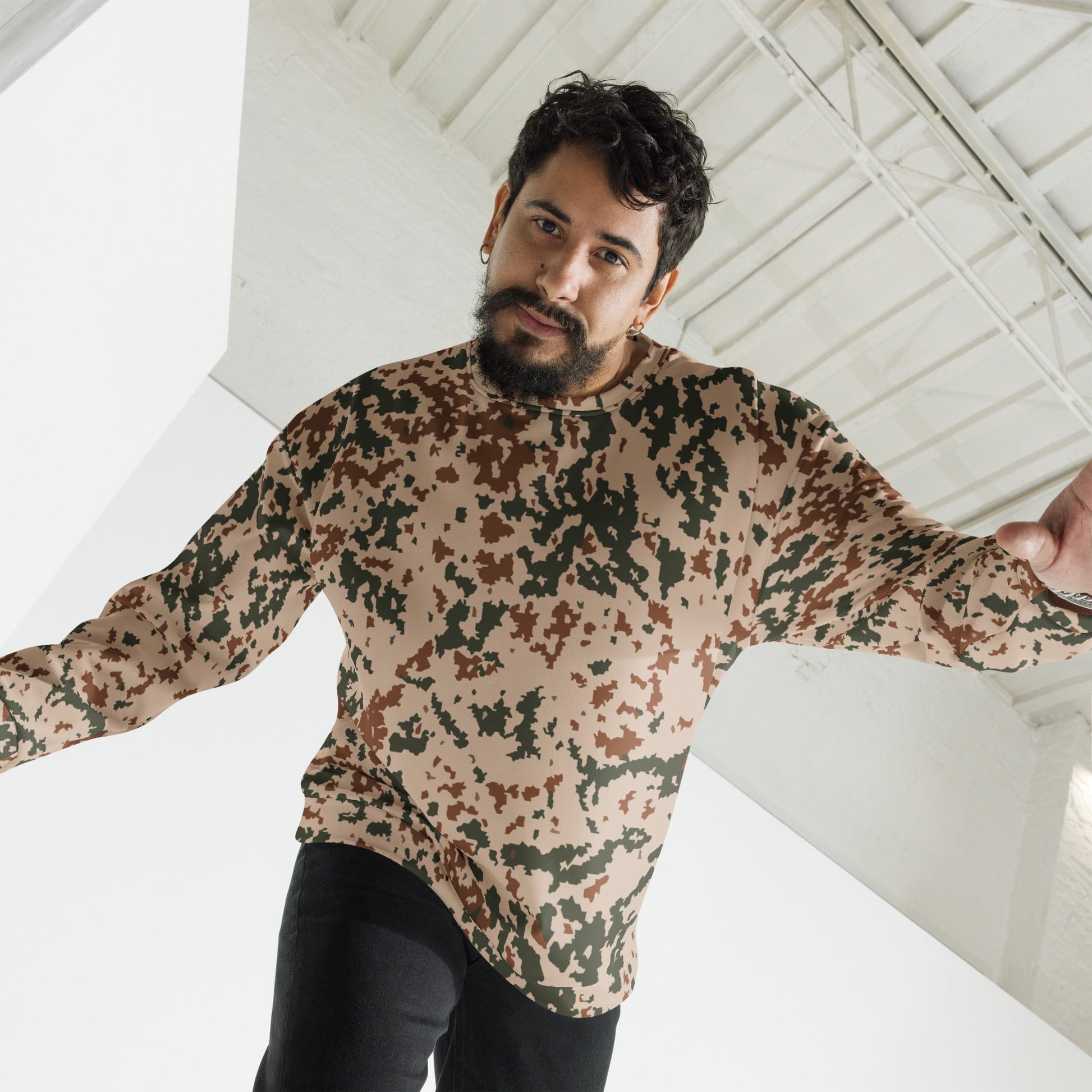 Finnish Hellepuku Desert CAMO Unisex Sweatshirt - Sweatshirts