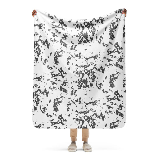 Lumikuvio Snow CAMO Sherpa Blanket - 50″×60″