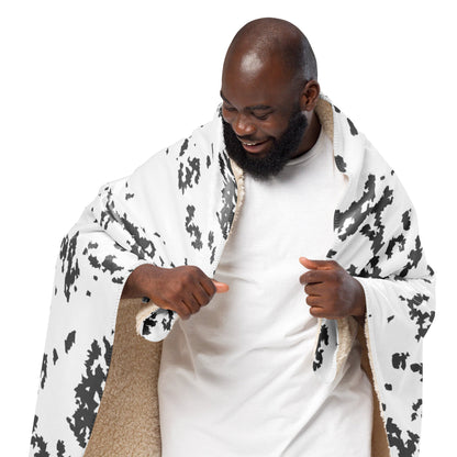 Finnish Lumikuvio Snow CAMO Sherpa blanket - Blankets