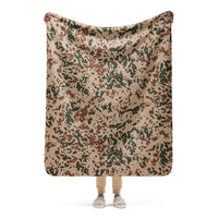 Finnish M04 Hellepuku Desert CAMO Sherpa blanket - 50″×60″