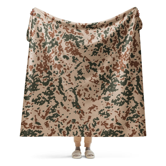 Finnish M04 Hellepuku Desert CAMO Sherpa blanket - 60″×80″ - Blanket