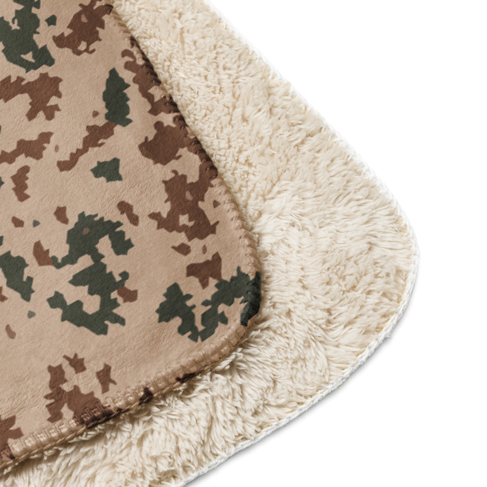 Finnish M04 Hellepuku Desert CAMO Sherpa blanket - Blanket