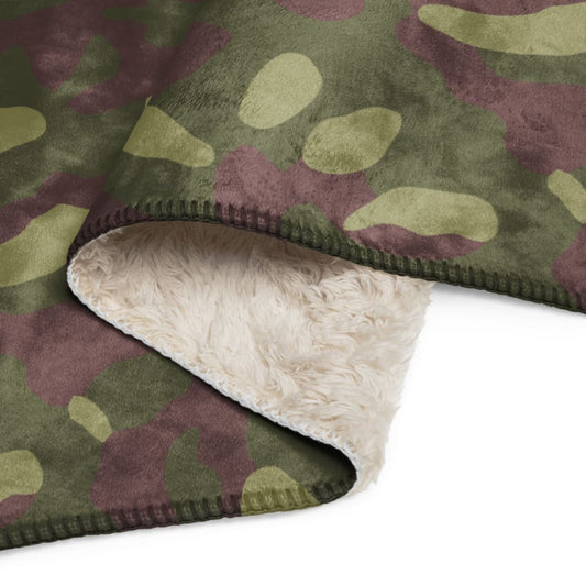 Finnish M62 CAMO Sherpa blanket