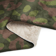 M91 Cucumber Relish CAMO Sherpa Blanket
