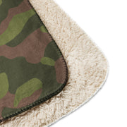 M91 Cucumber Relish CAMO Sherpa Blanket