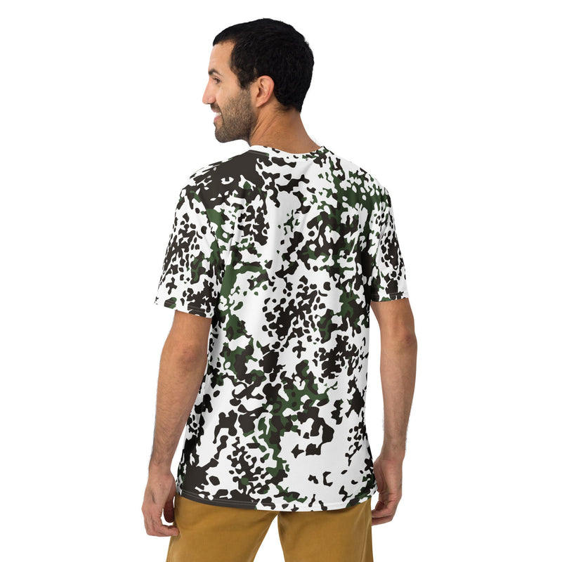 Flecktarn Scandinavian Snow CAMO Mens T-Shirt - Shirt - Tee