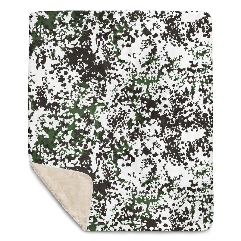 Flecktarn Scandinavian Snow CAMO Sherpa Blanket