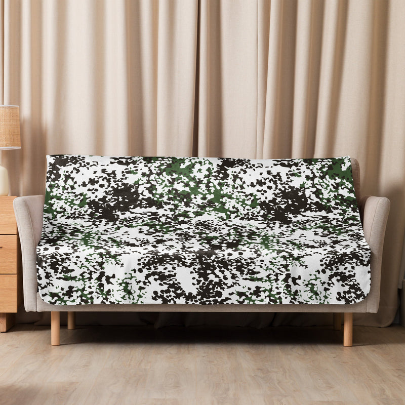 Flecktarn Scandinavian Snow CAMO Sherpa Blanket