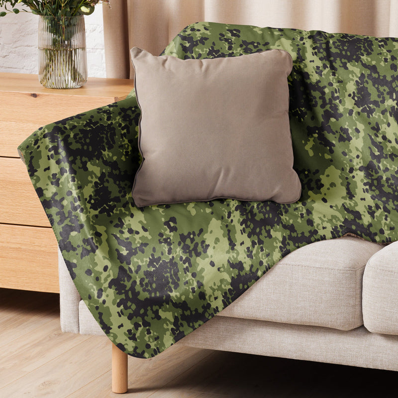 Flecktarn Scandinavian Woodland CAMO Sherpa Blanket