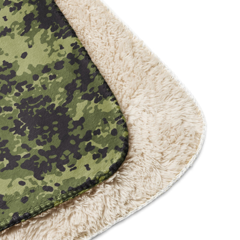 Flecktarn Scandinavian Woodland CAMO Sherpa Blanket