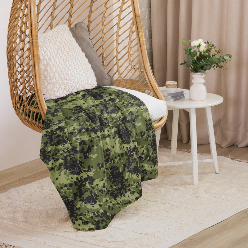Flecktarn Scandinavian Woodland CAMO Sherpa Blanket
