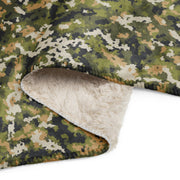Fractal Lichenwood CAMO Sherpa Blanket