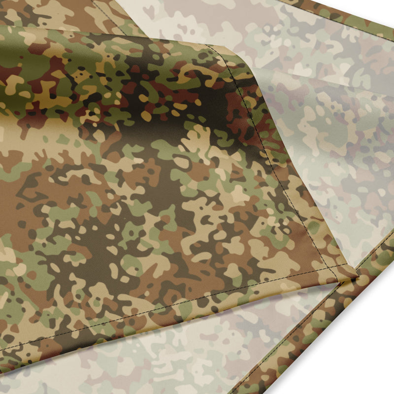 Fractal Mosaic Arid CAMO Bandana - Head
