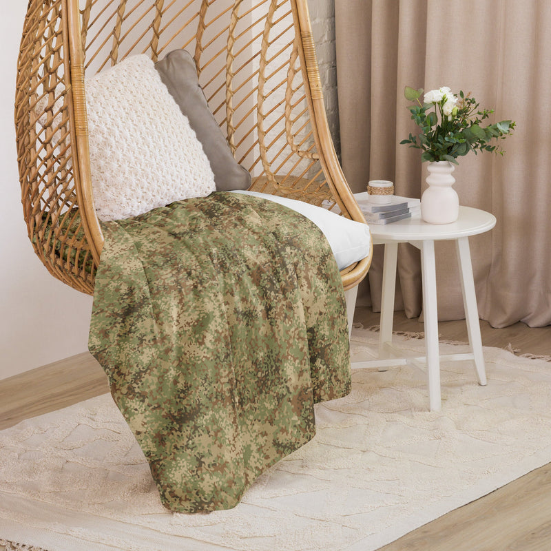 Fractal Mosaic Arid CAMO Sherpa Blanket