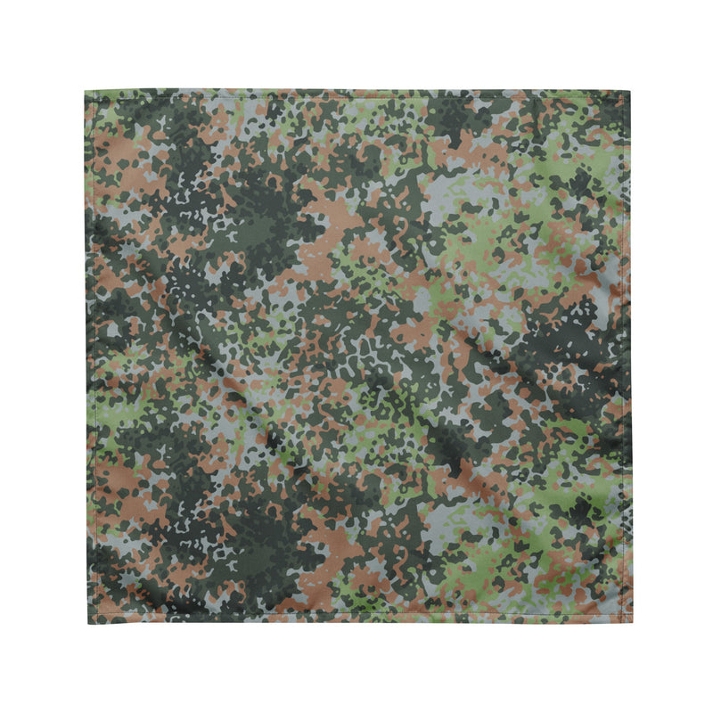 Fractal Mosaic Woodland CAMO Bandana - M - Head