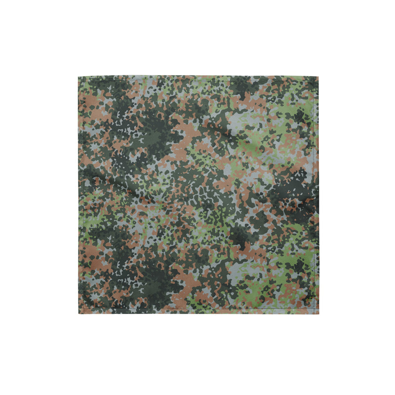 Fractal Mosaic Woodland CAMO Bandana - S - Head
