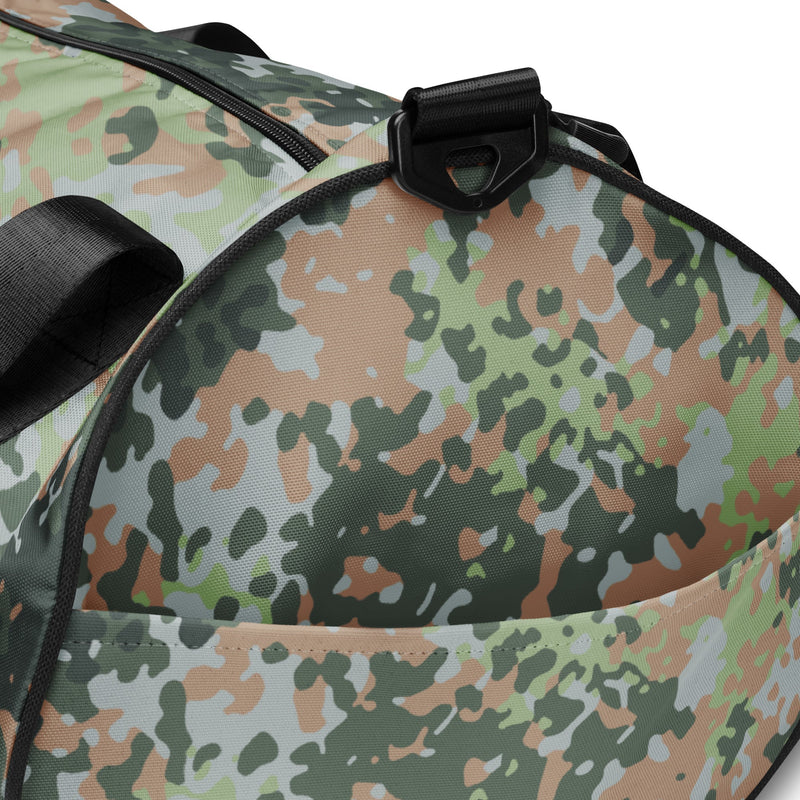 Fractal Mosaic Woodland CAMO Gym Bag