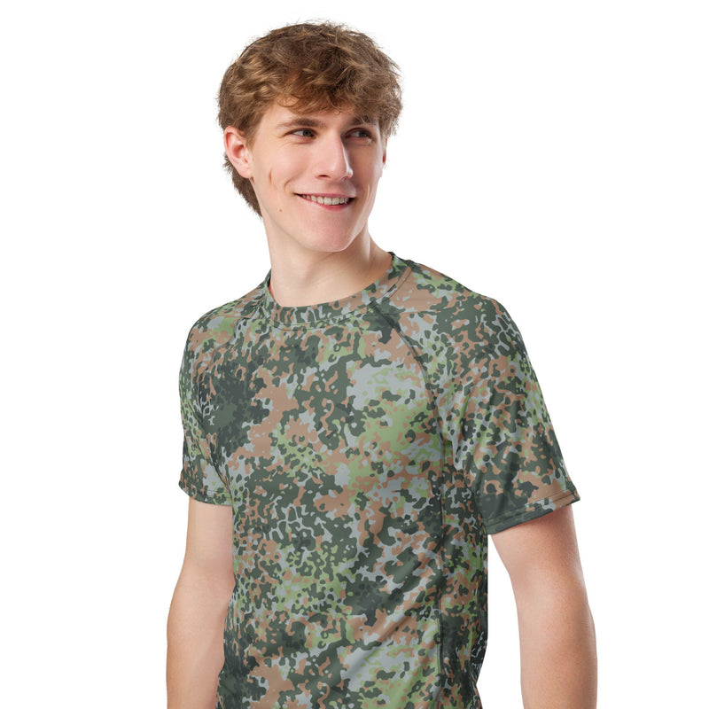 Fractal Mosaic Woodland CAMO Mens Short-Sleeve Rash Guard - SS