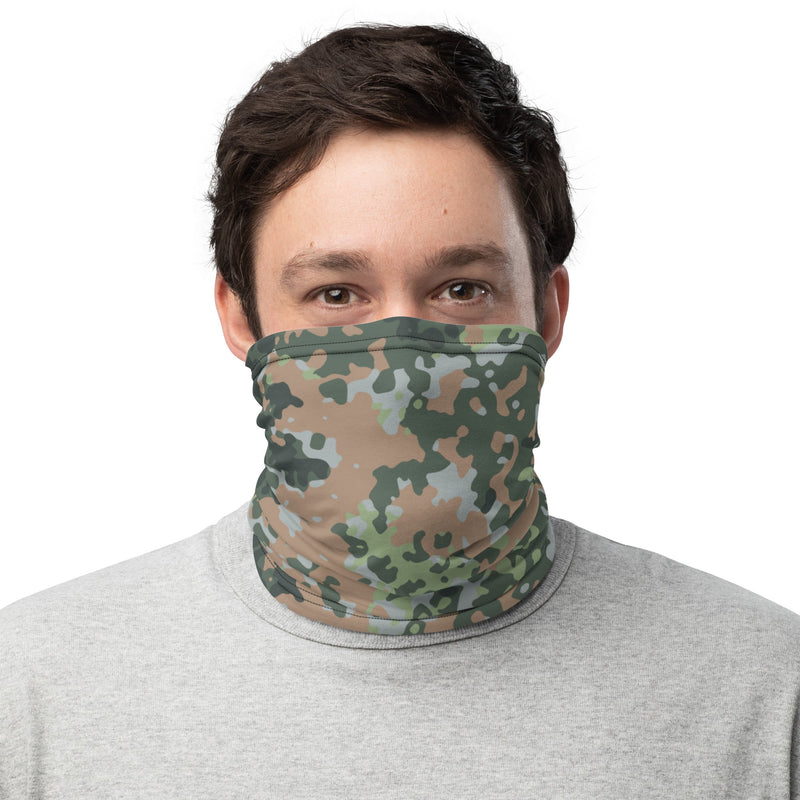 Fractal Mosaic Woodland CAMO Neck Gaiter - Head