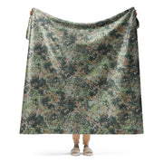 Fractal Mosaic Woodland CAMO Sherpa Blanket - 60″×80″