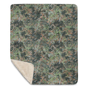 Fractal Mosaic Woodland CAMO Sherpa Blanket