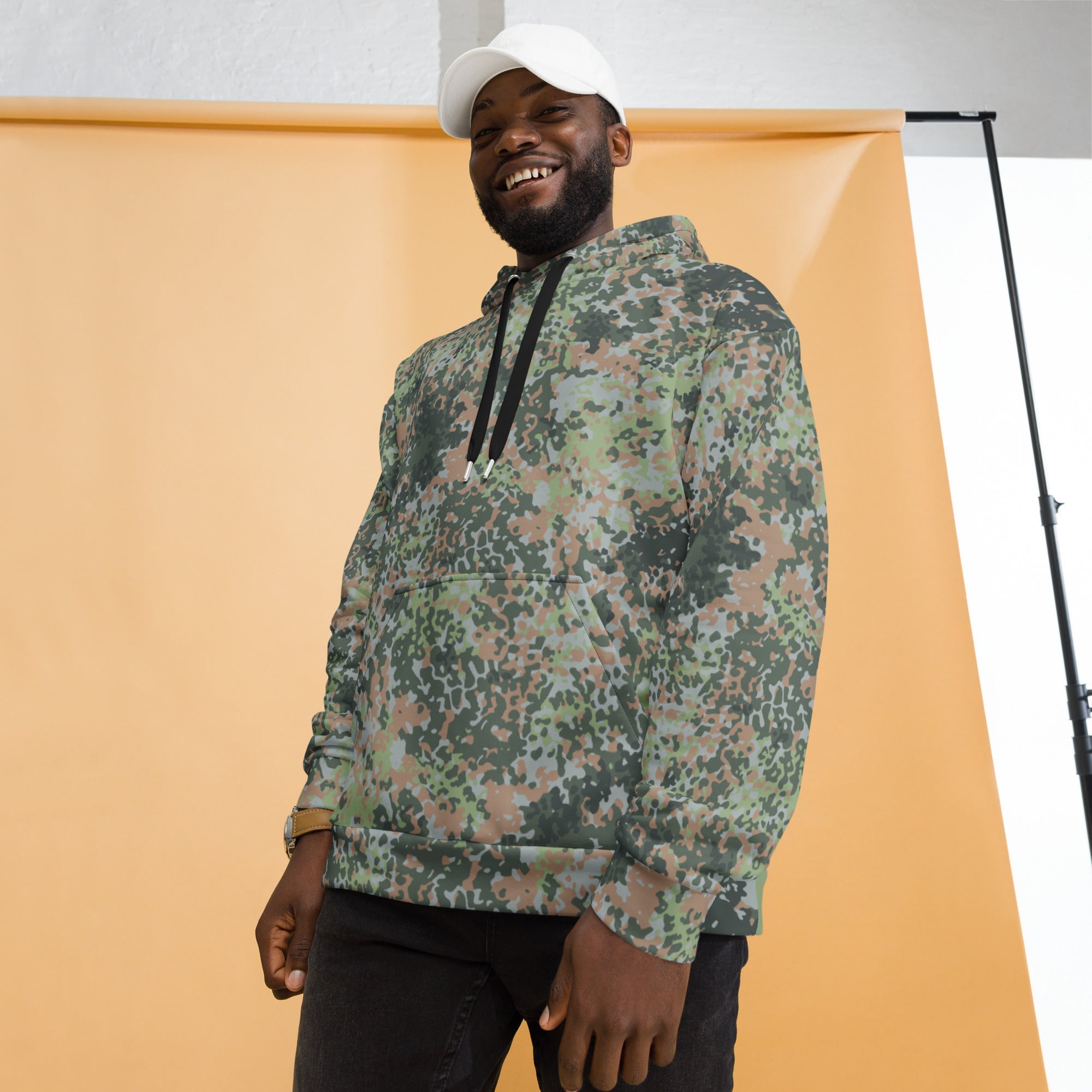 CAMO HQ - Fractal Mosaic Woodland CAMO Unisex Hoodie - Worldwide