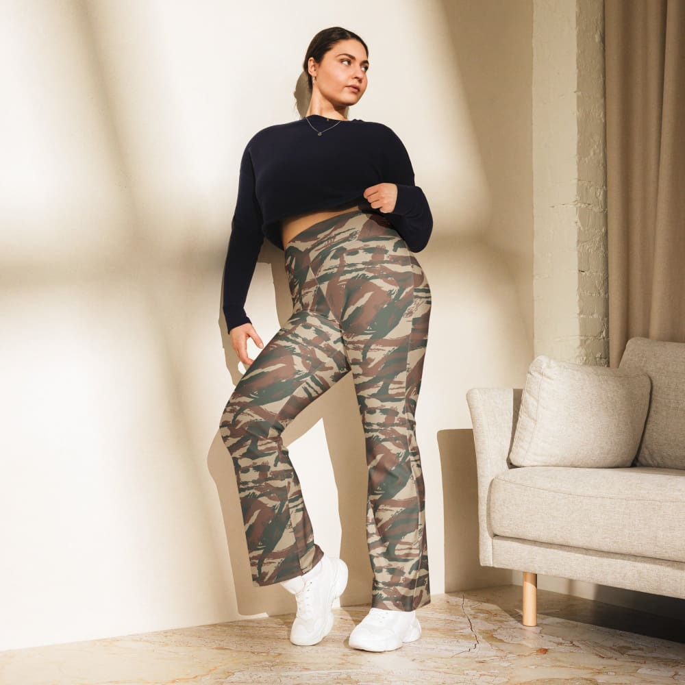 French 47/56 Lizard CAMO Flare leggings - Womens Leggings