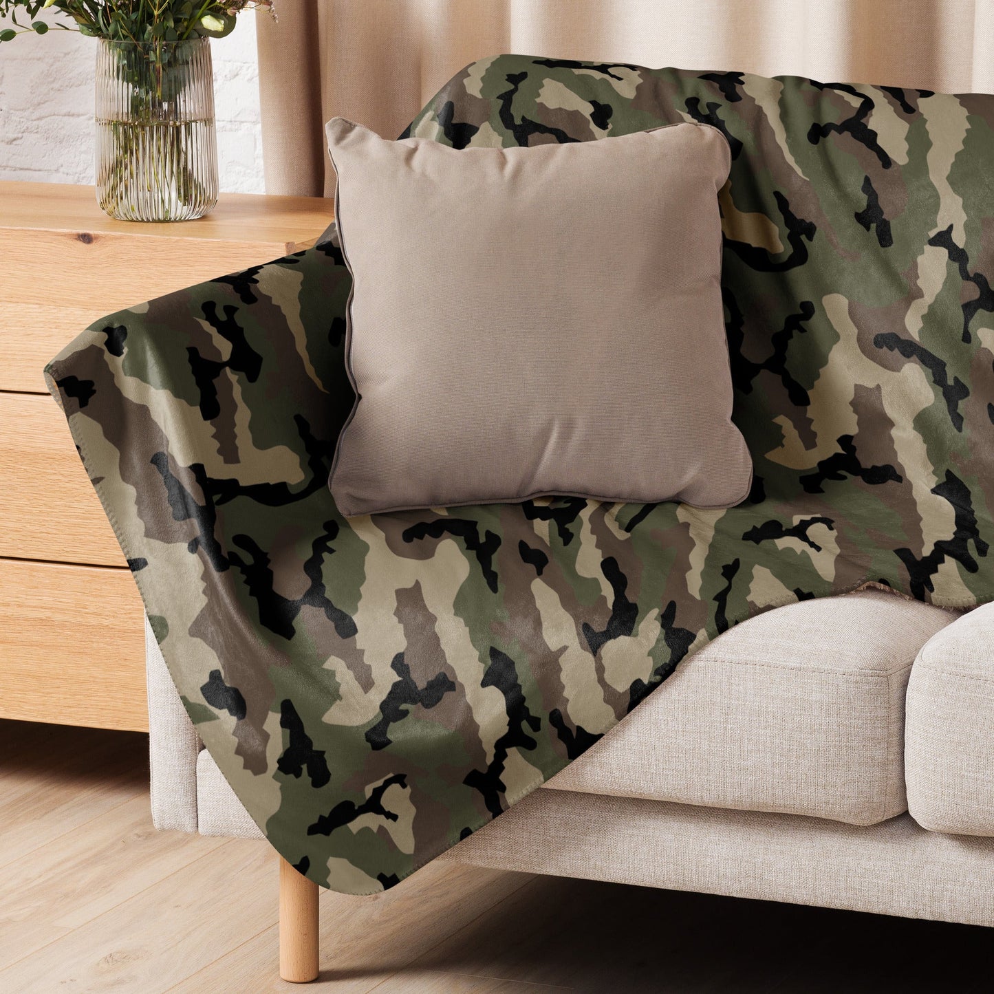 French CCE Woodland CAMO Sherpa blanket - Blankets