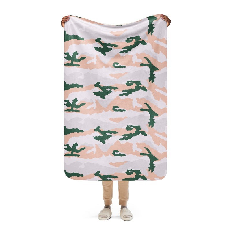 Tundra Chasseur Alpins CAMO Sherpa Blanket - 37″×57″