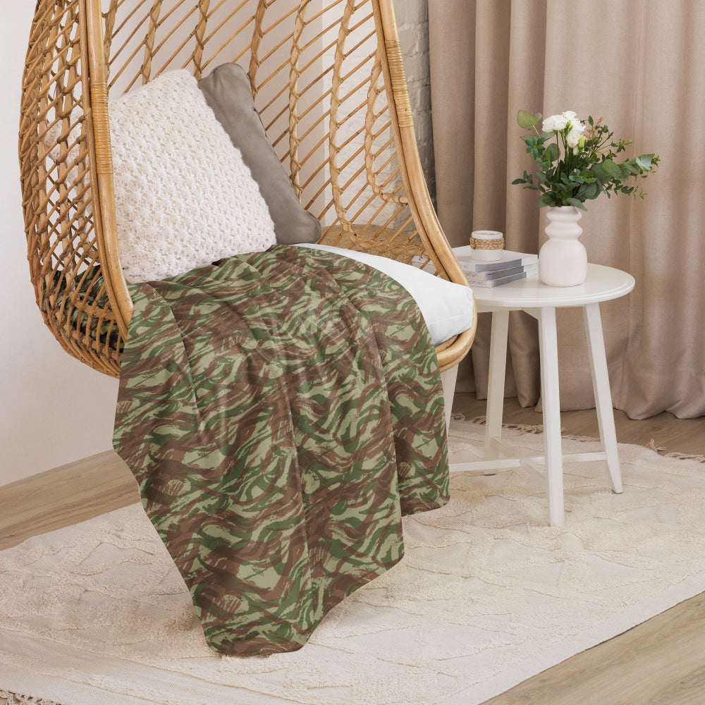 French Lizard A1 Airborne CAMO Sherpa blanket - Blanket