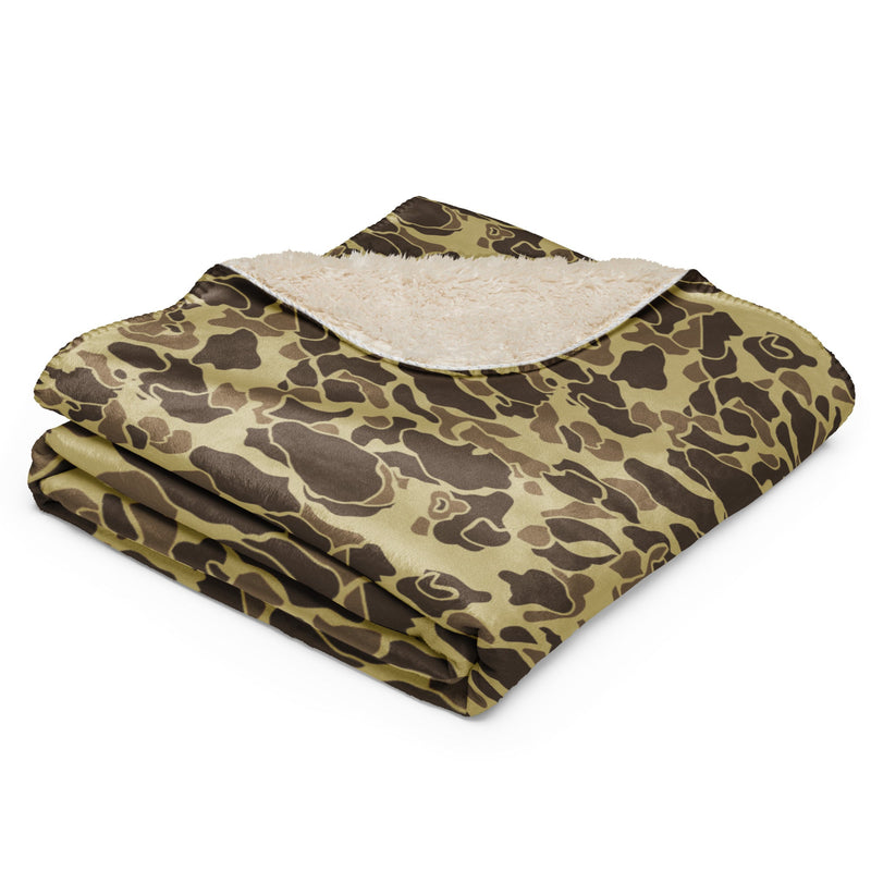 Frog Skin M1942 Beach CAMO Sherpa Blanket